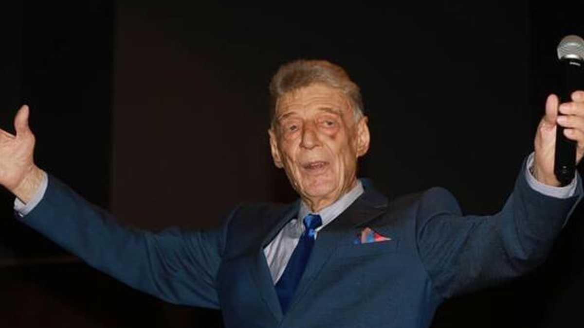 Rumeli türkülerinin ünlü ismi Arif Şentürk'ten kötü haber