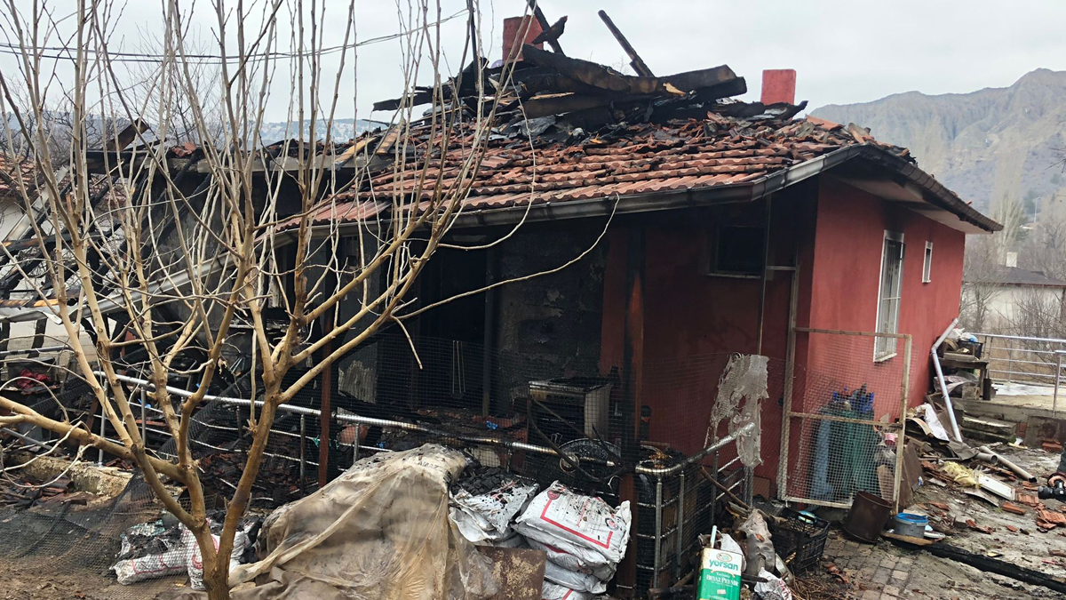 Misafir olarak gitti, yangında hayatını kaybetti