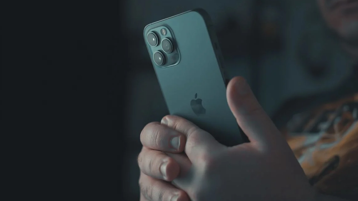 iPhone 6s ve iPhone SE kullananlara kötü haber