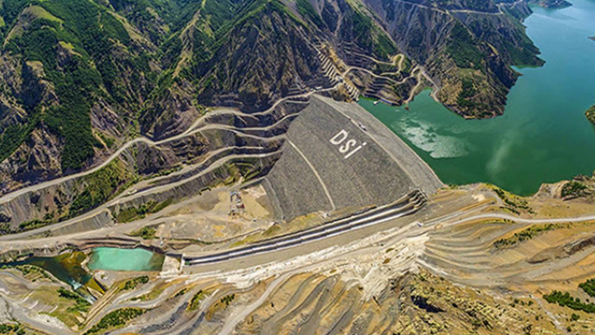 Kiğı Barajı'ndaki hata üretimi durdurdu: 'Düzeltme' ihalesi de aynı şirkete verildi