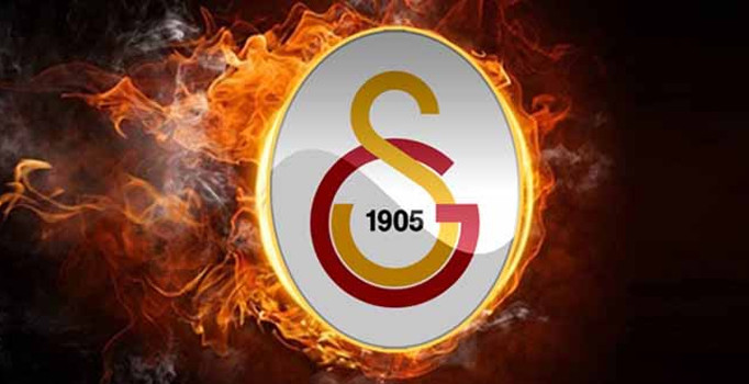 Galatasaray, Hamit Altıntop ve Sabri Sarıoğlu'nun sözleşmelerini uzattı