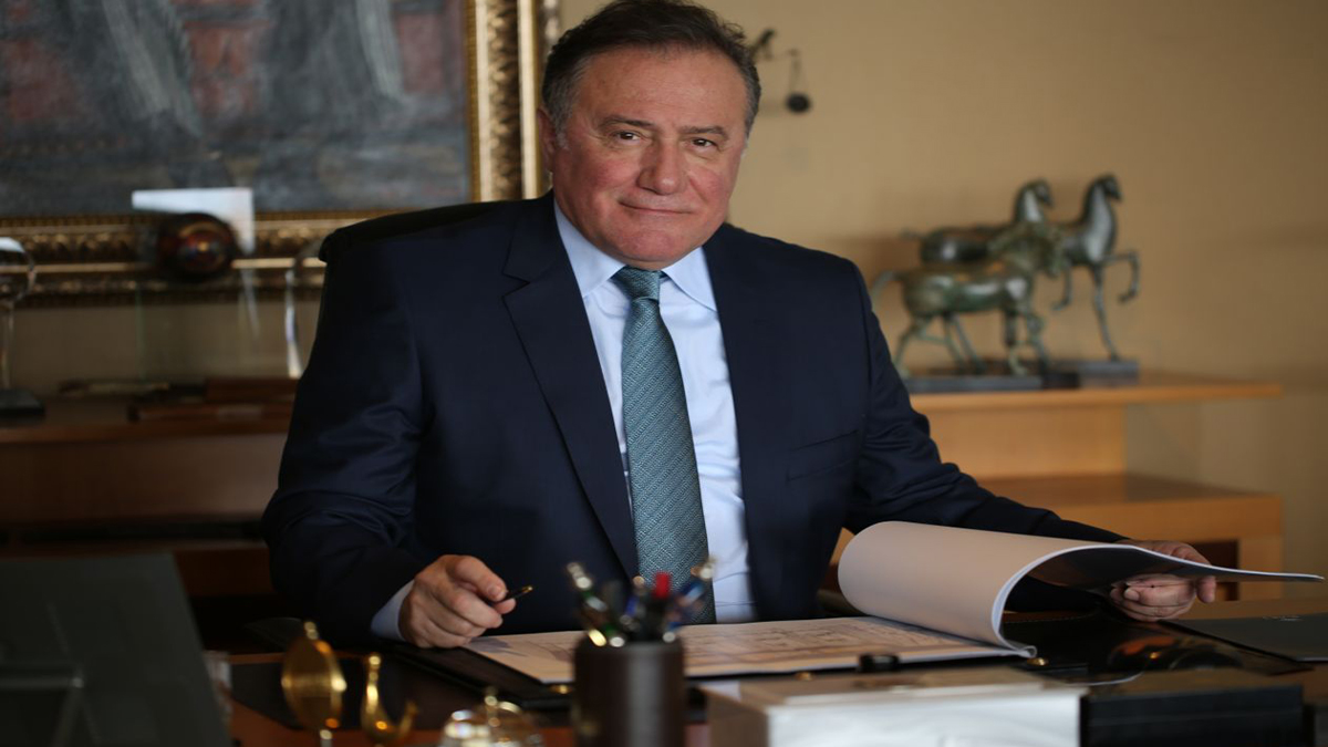 Enver Yücel kimdir, aslen nereli, kaç yaşında, ne iş yapıyor, evli mi, Twitter'da ne yazdı?