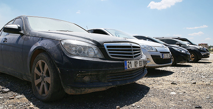 Lice’de operasyonlar bitti, PKK’nın bombalı araç parkı ortaya çıktı