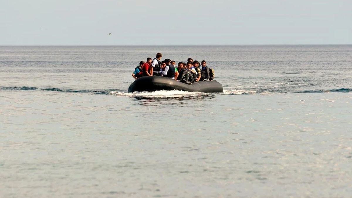 Yunanistan'ın mülteci zulmü dünya basınında: Döverek denize attılar, ölümlerini izlediler