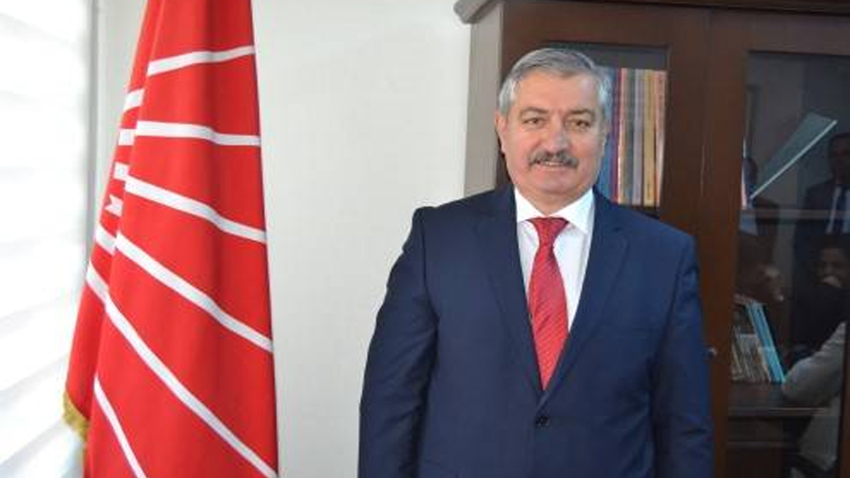 CHP'li başkan küfür gerekçesiyle partiden ihraç edildi
