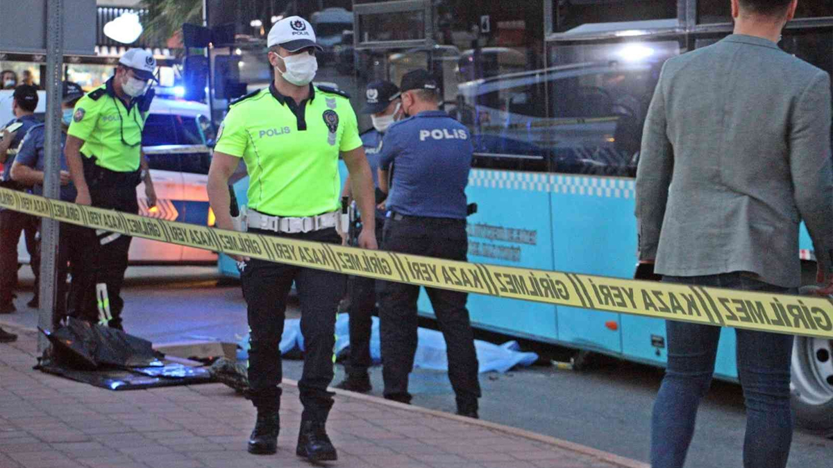 Kazada 12 yaşındaki oğullarını kaybeden aileden mahkeme kararına isyan