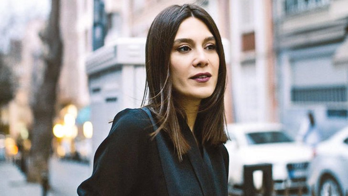 Büşra Sanay kimdir, kaç yaşında, aslen nereli, evli mi?