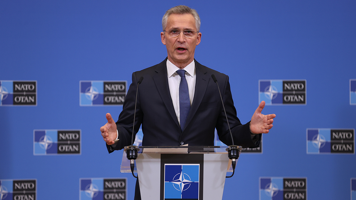 NATO'dan Rusya'ya 'askerini çek' çağrısı: 100 savaş uçağı hazırda bekliyor