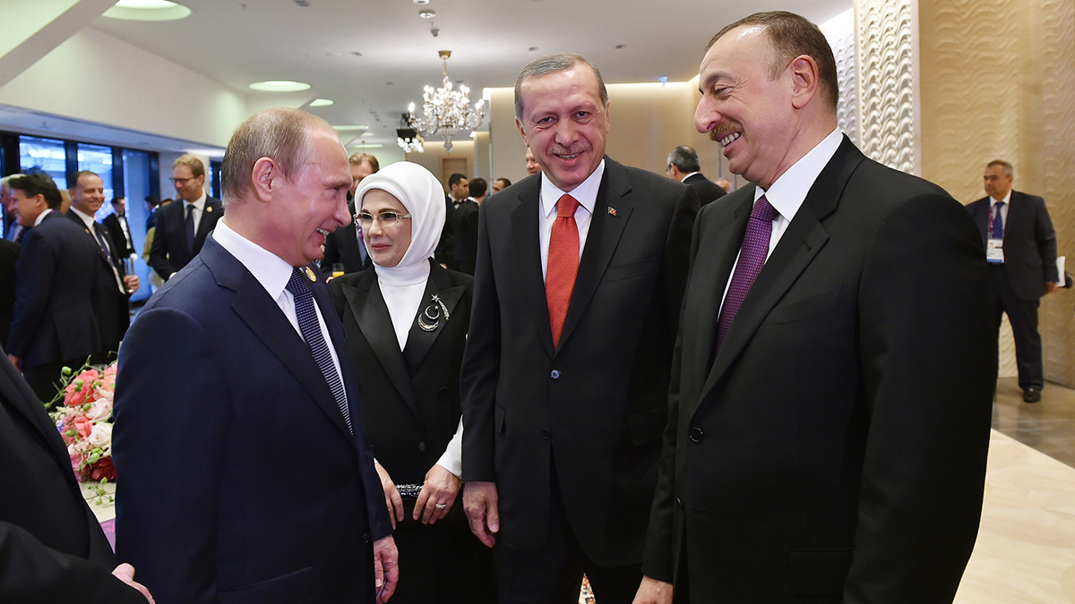 Aliyev'den dikkat çeken ittifak açıklaması: Türkiye, Rusya ve Azerbaycan yeni bir oluşum kurabilir