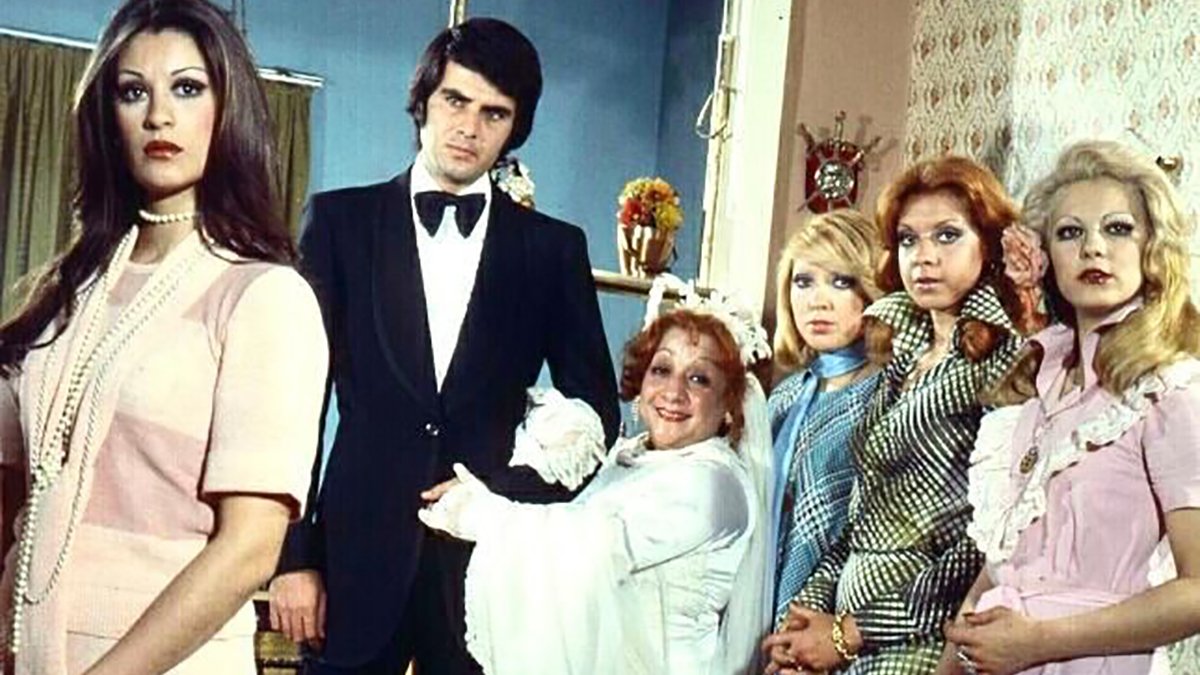 Yeşilçam'ın sevilen filmi 'Ah Nerede' dizi oluyor