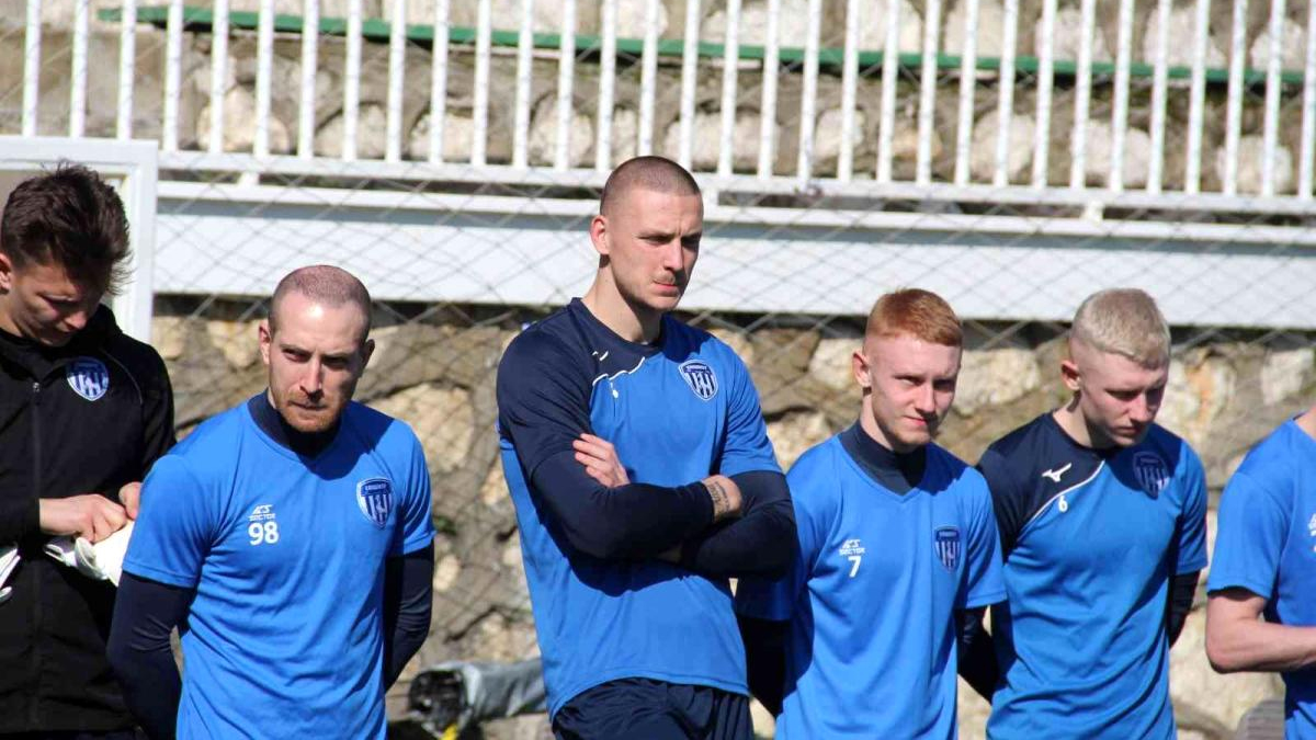 Antalya'da kampta mahsur kalan Ukraynalı futbolcular: Gerekirse yürüyerek döneceğiz