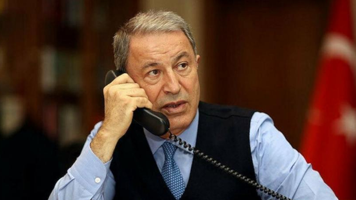 Bakan Akar, Ukraynalı mevkidaşı Reznikov ile görüştü