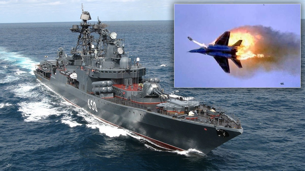 Ruslar Karadeniz'de birbirini vurdu