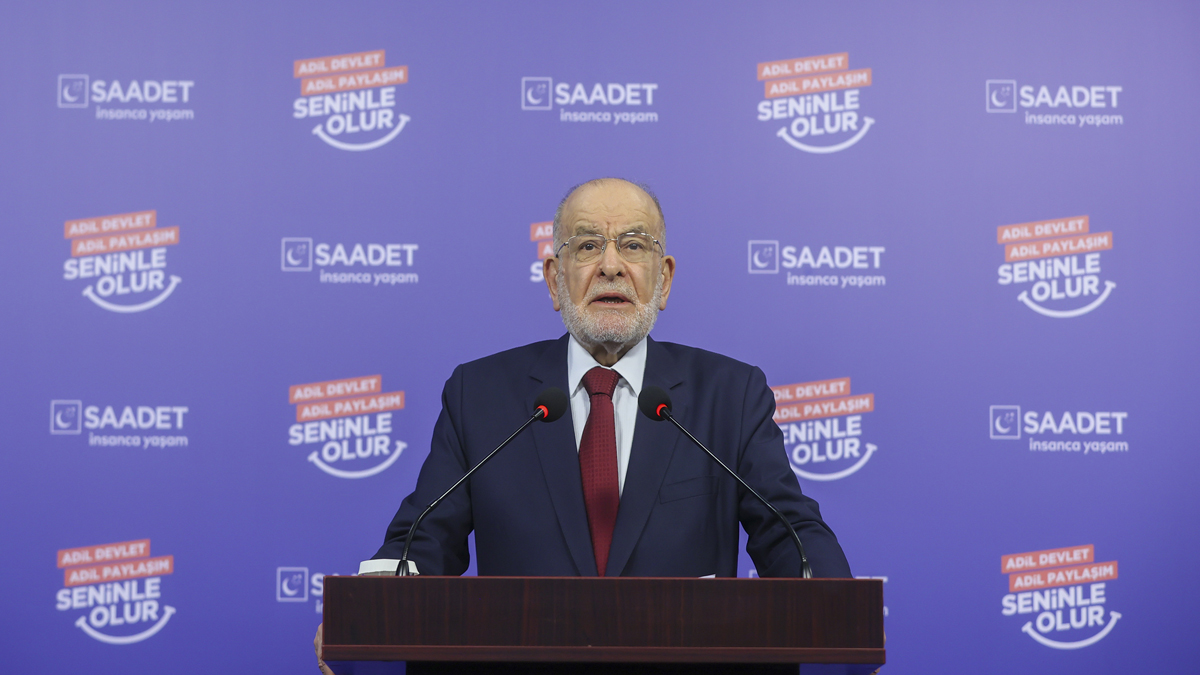 Temel Karamollaoğlu: Kazanılmış haklarını kaybetmekten korkanlar için o masadaydık