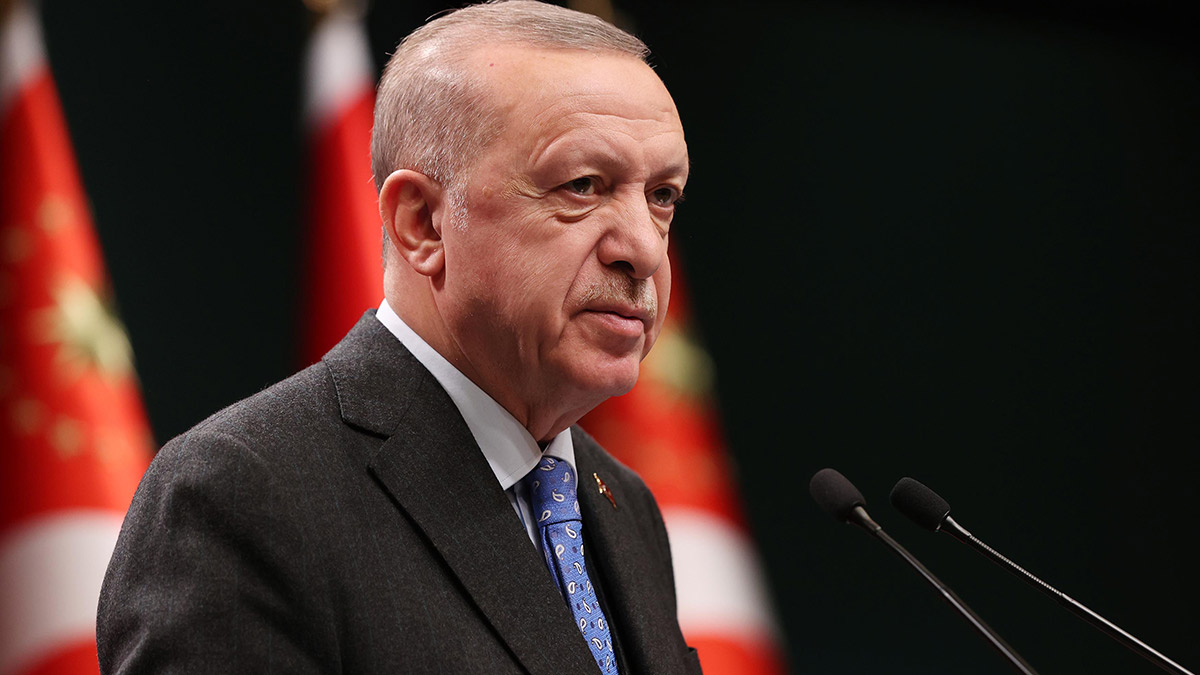 Erdoğan: Yuvarlak masada yer beğenmeyenlere milletimiz yer gösterecek