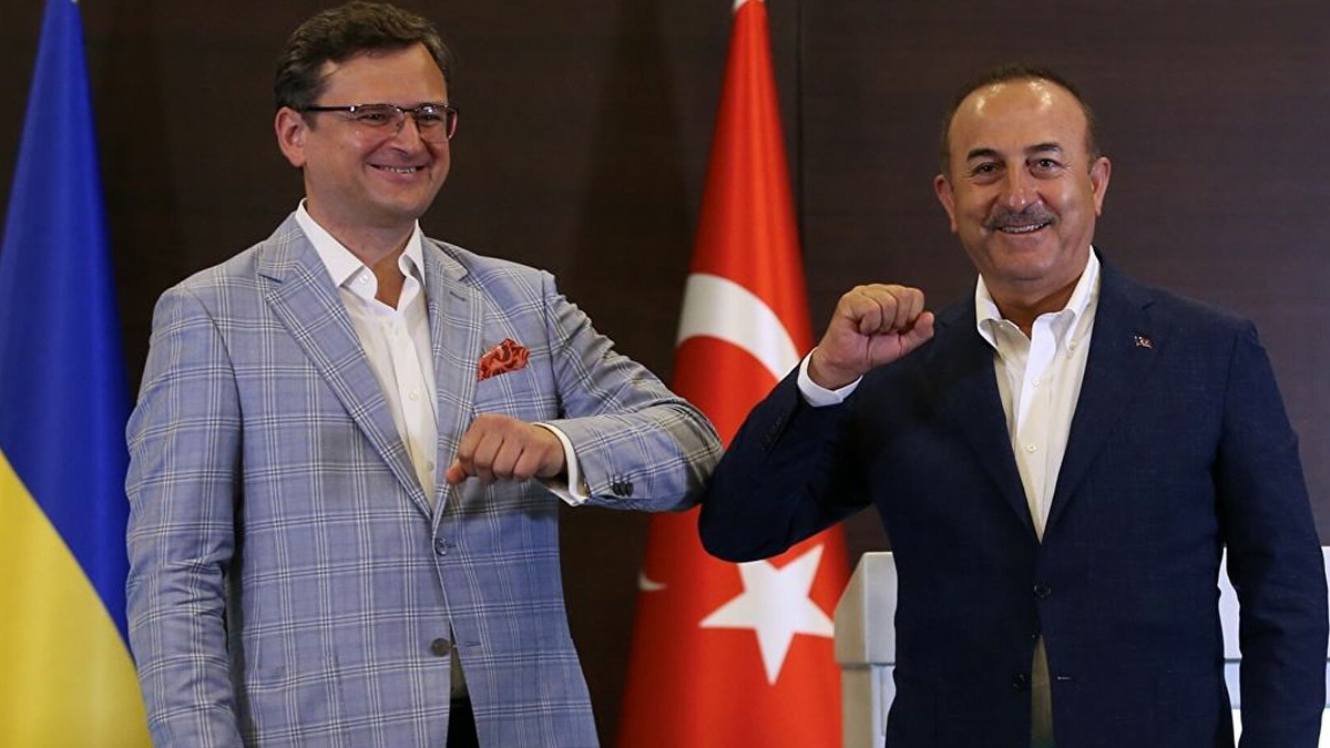 Çavuşoğlu, Ukrayna Dışişleri Bakanı Kuleba ile görüştü
