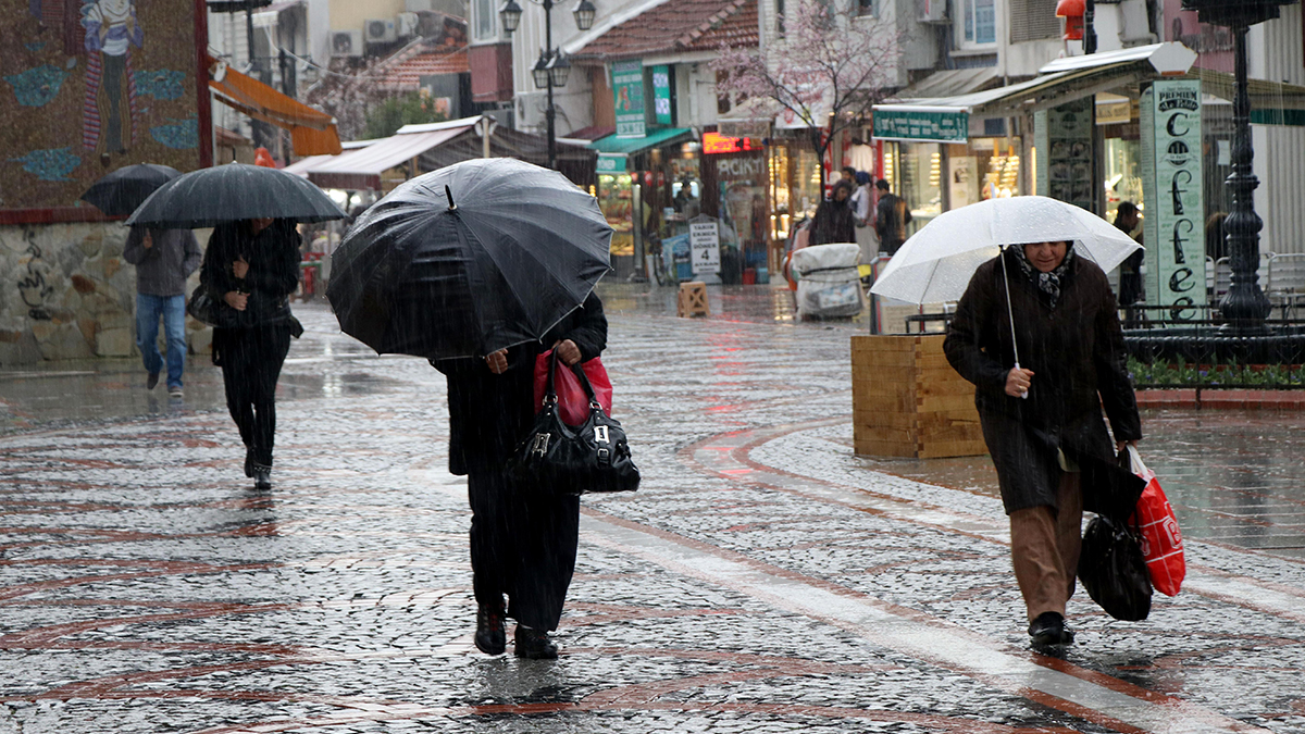 Bu bölgelerde yaşayanlar dikkat! Meteorolojiden yeni uyarı geldi