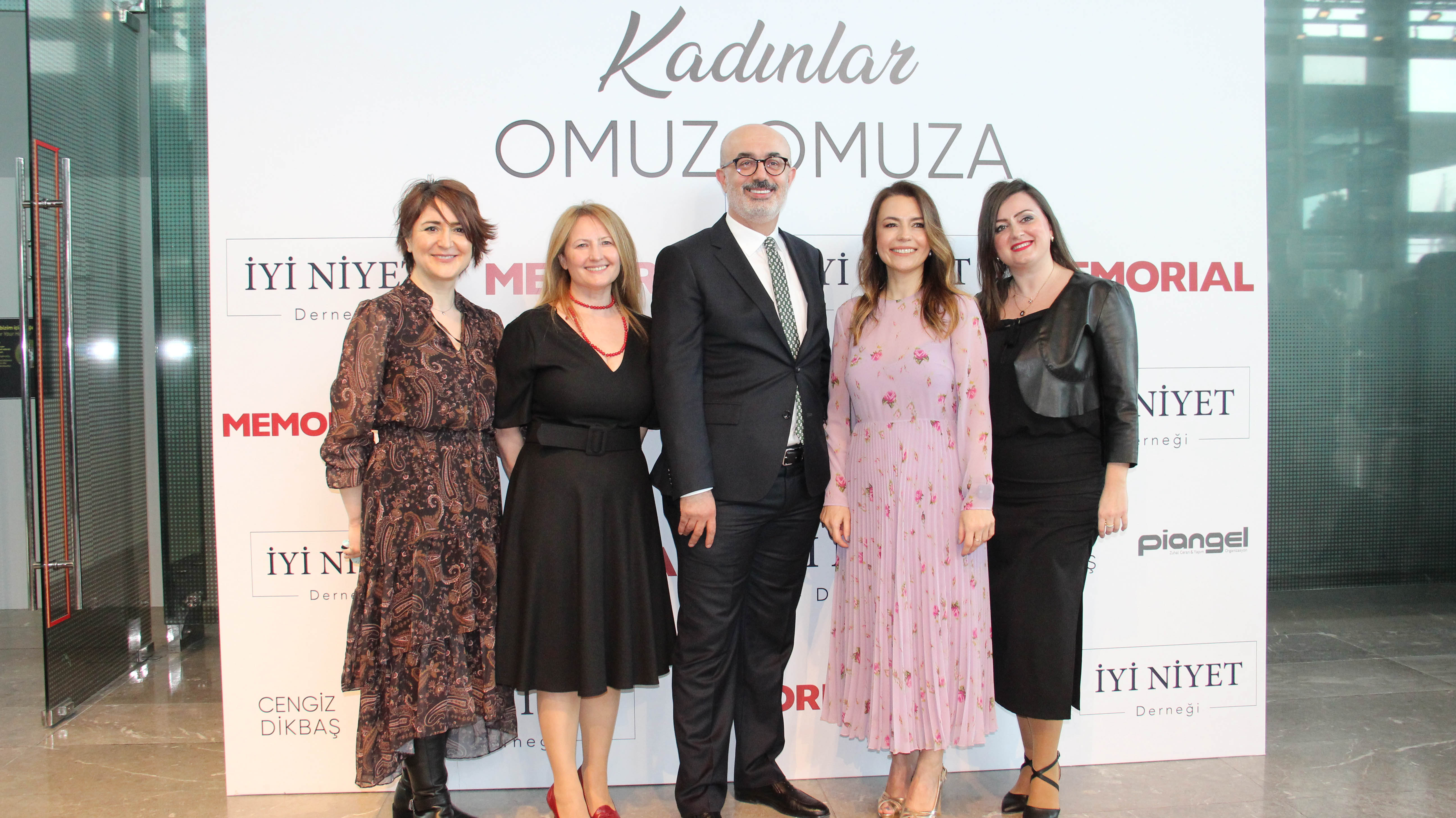 Memorial Sağlık Grubu: Kadınlar omuz omuza