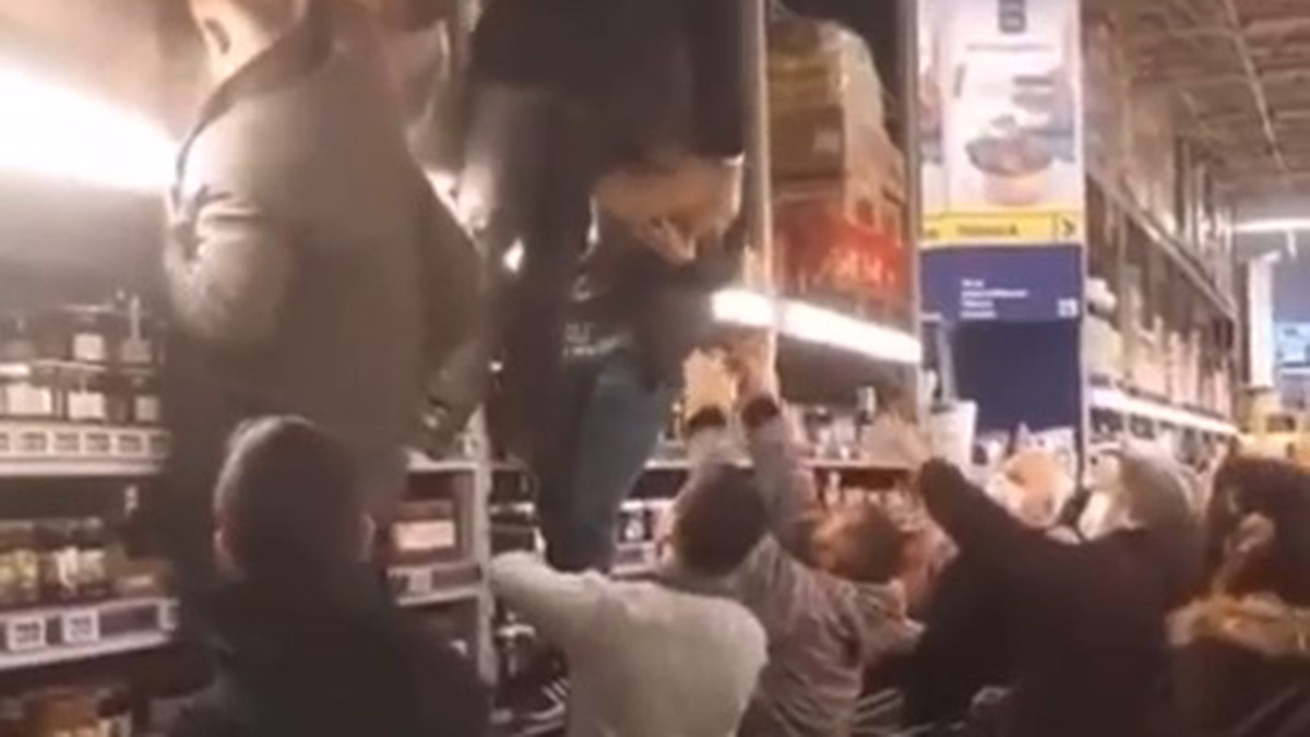 Marketlerde yağ izdihamı: Müşteriler üst raflara tırmandı