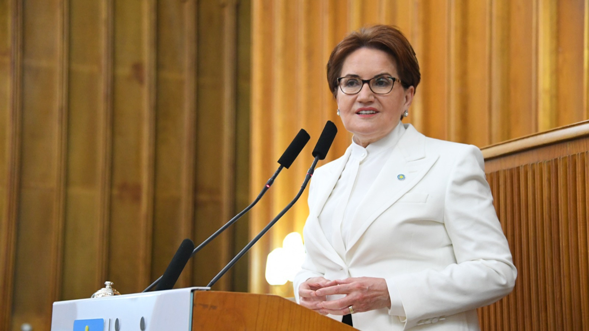 Akşener'den 'Türk kadını' mesajı: 100 sene önce de buradaydık yine buradayız
