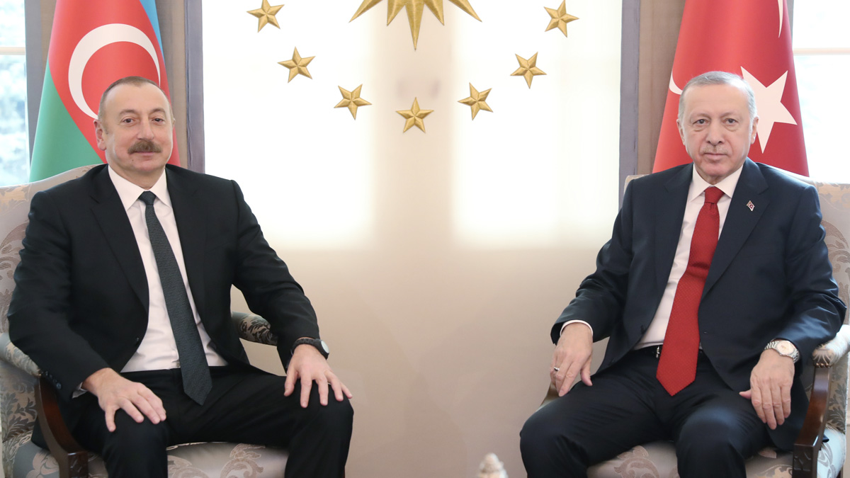 Erdoğan, Azerbaycan Cumhurbaşkanı Aliyev ile bir araya geldi