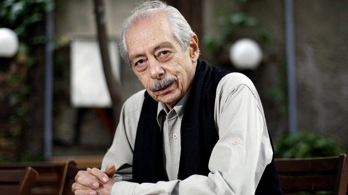 Genco Erkal'dan hayranlarını üzen haber