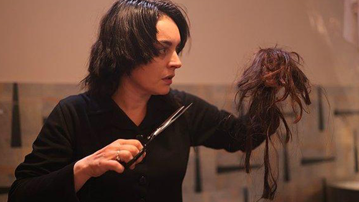 Masumlar Apartmanı Safiye'nin Büyük Sırrı İfşa Oldu! Safiye'nin Geçmişte Neler Yaşadığı Bir Bir Ortaya Çıktı!