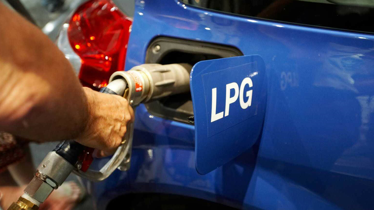 Arabası LPG'li Olanlar Bu Habere Çok Üzülecek! LPG İçin Zam Yola Çıktı Hemen Önleminizi Alın