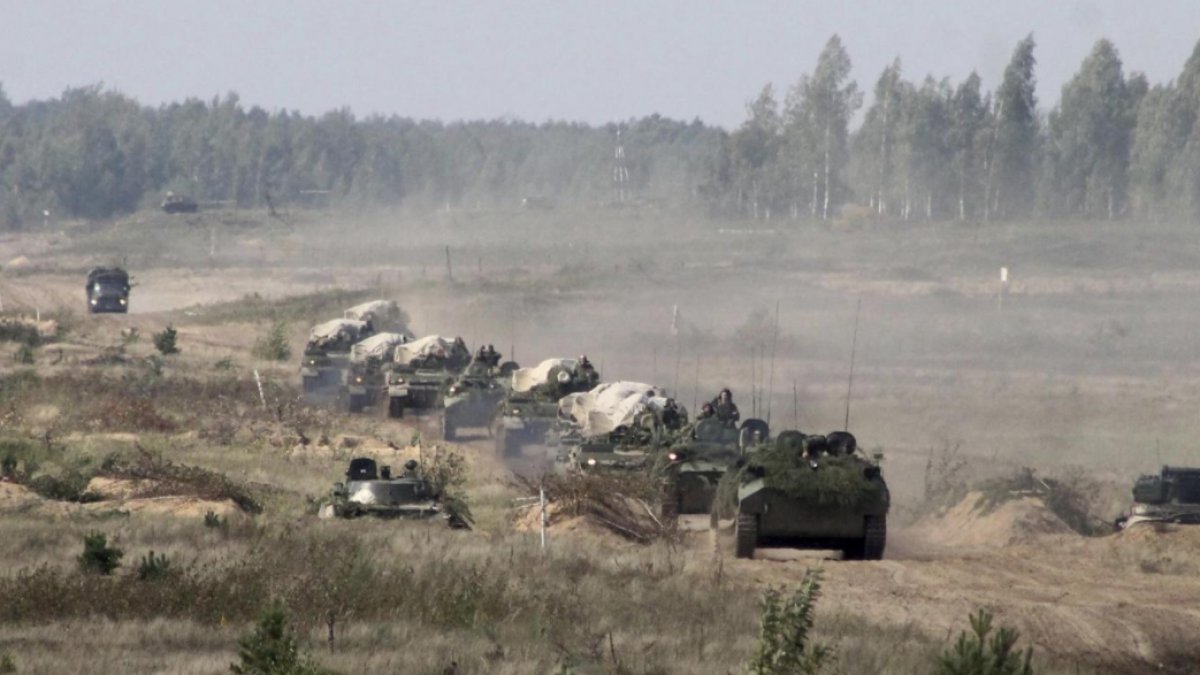 Venislavsky: Belarus'un Ukrayna'ya girme tehdidi var