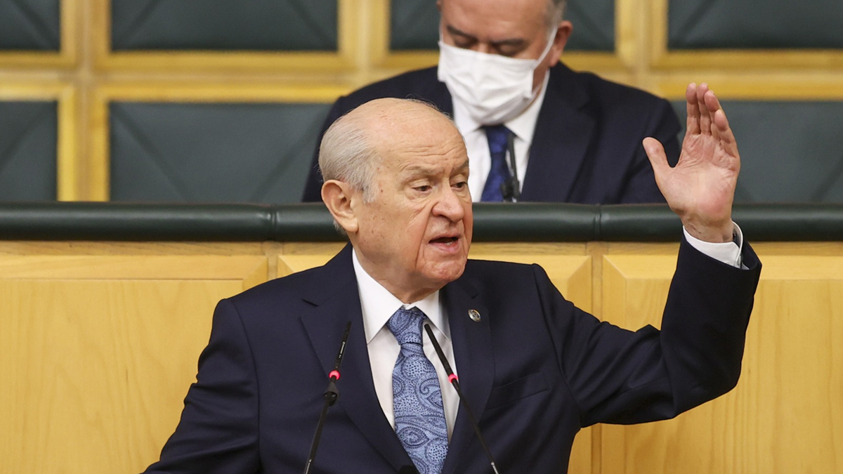 Bahçeli, ABD'ye yüklendi: Kendine çekidüzen vermeli