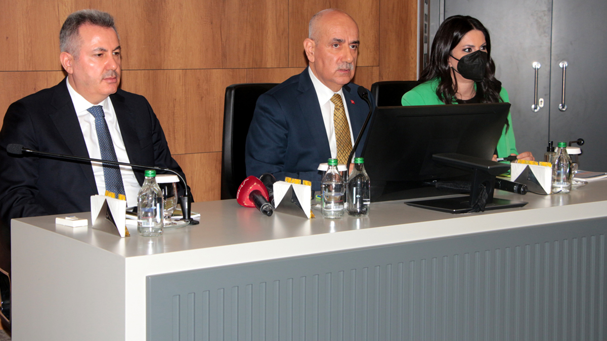 Tarım ve Orman Bakanı Vahit Kirişçi:  Ukrayna krizini iyi yönetmeliyiz