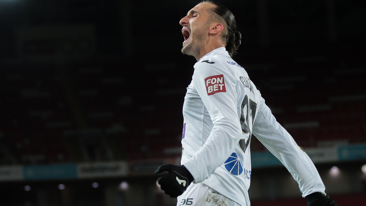 Derbinin kahramanı Yusuf yazıcı! Moskova'yı yine sırtladı