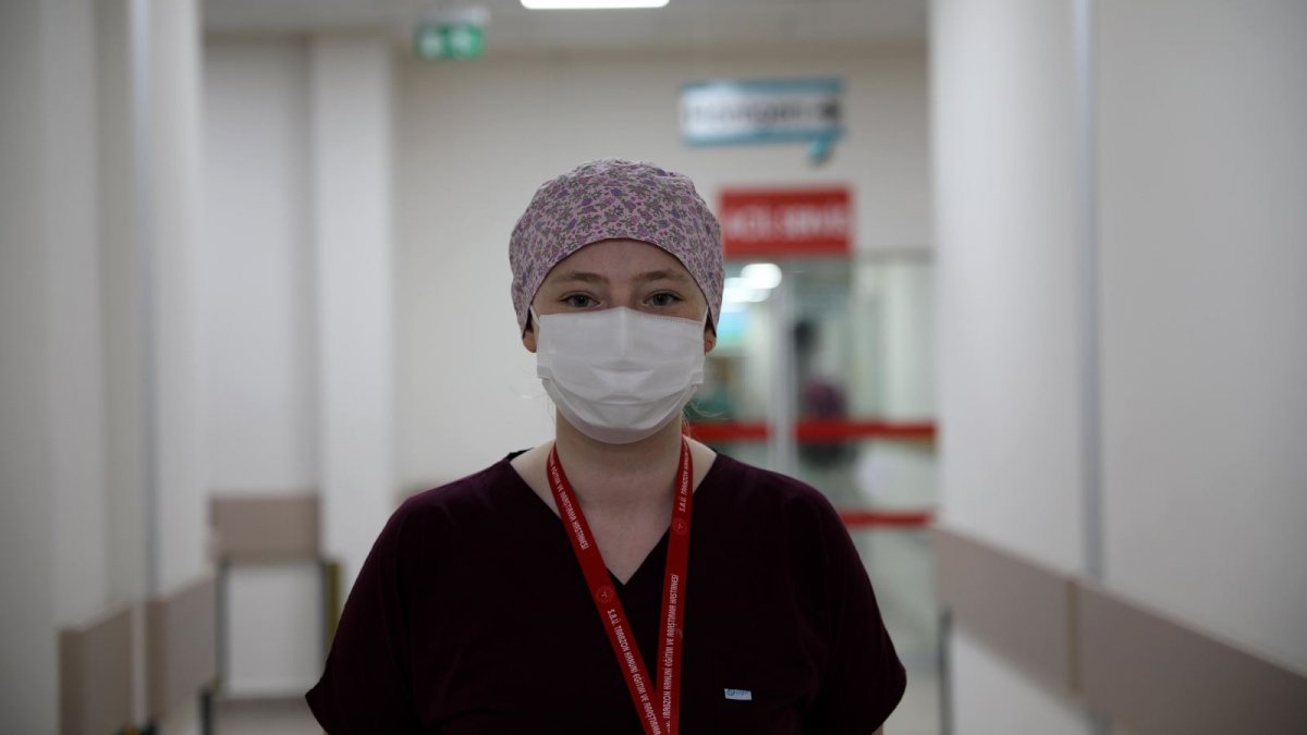 Seher hemşire sağlıkçıların simgesi olmuştu: Kendimizi sedyelerle koruduk