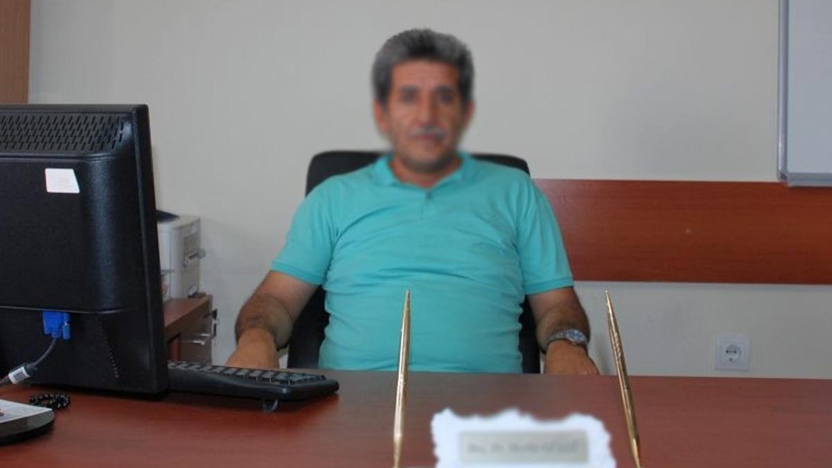 Profesör, kaçak kazıda yakalandı