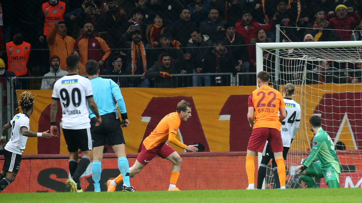 Galatasaray - Beşiktaş maçı sonucu: 2-1