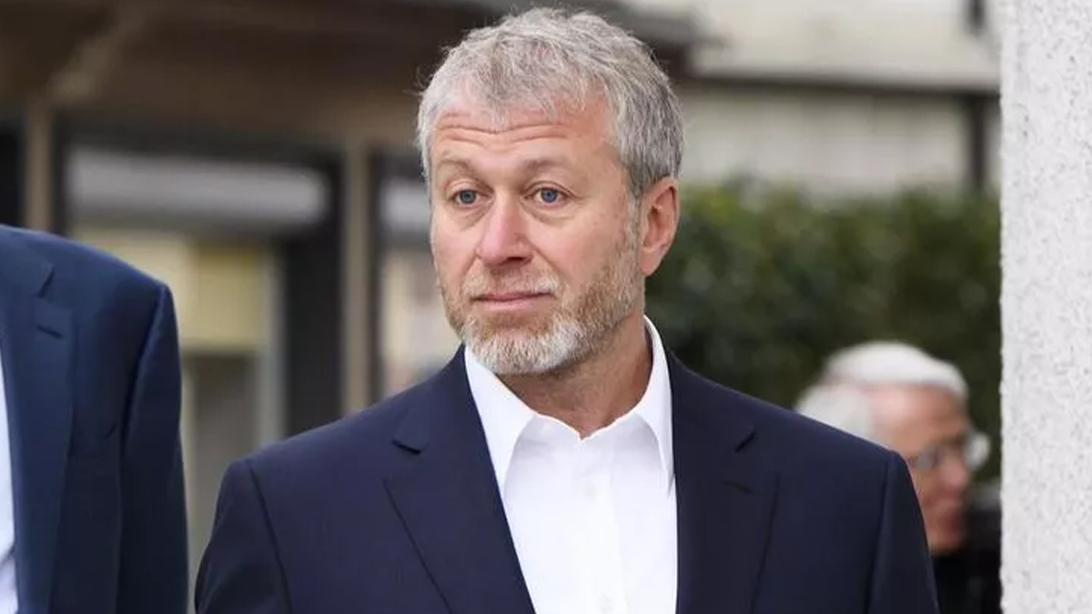 Rus milyarder Roman Abramovich'in özel jeti İstanbul'dan ayrıldı