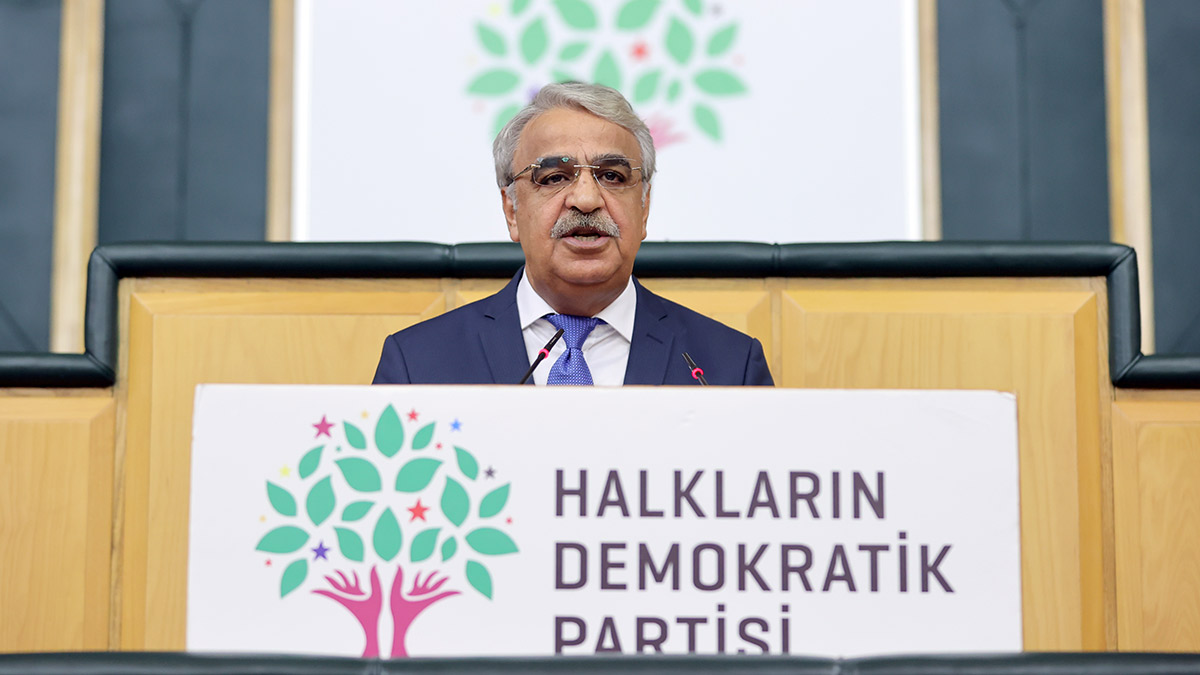 HDP'li Mithat Sancar: İktidarın küçük ortağını kurtarmak için barajı indiriyorlar