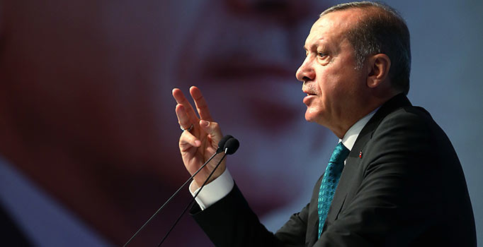 Kahire’den ılımlı mesaj geldi ancak Erdoğan, Mursi üzerinden net mesaj verdi
