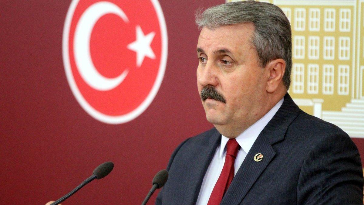 BBP lideri Destici'den seçim kanunu eleştirisi: Baraj olmamalı oluyorsa da yüzde 3 olur