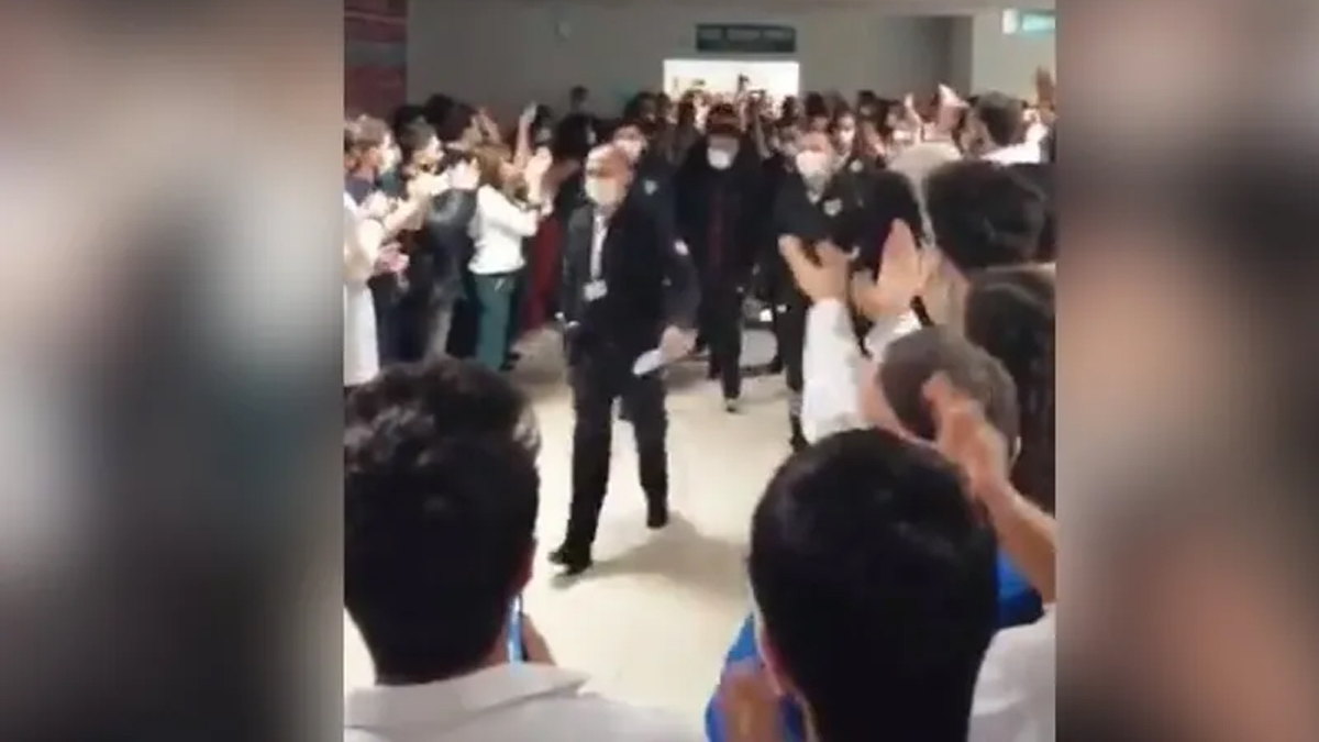 Doktoru darp eden uzman çavuş hastanede alkışlarla protesto edildi