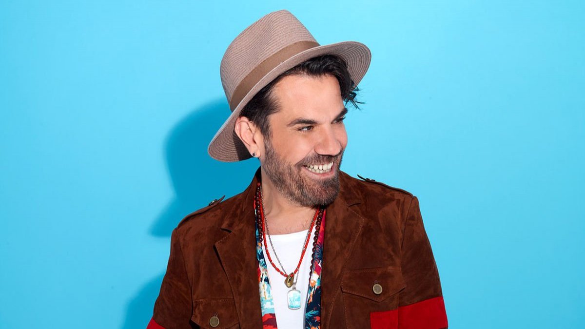 Kenan Doğulu'dan 'siyasi baskı' açıklaması: Neşemiz henüz çalınmamıştı