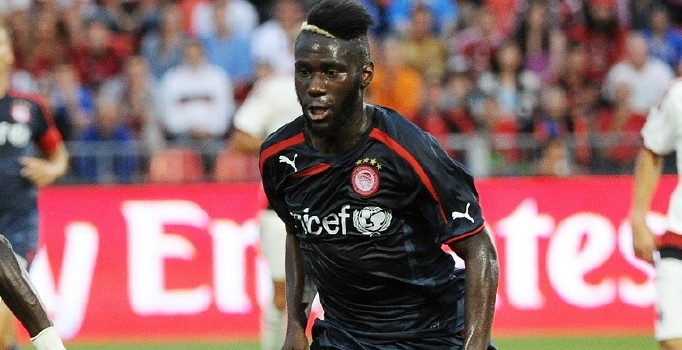 Fener'e yeni sol bek: Yunanistan'dan geliyor