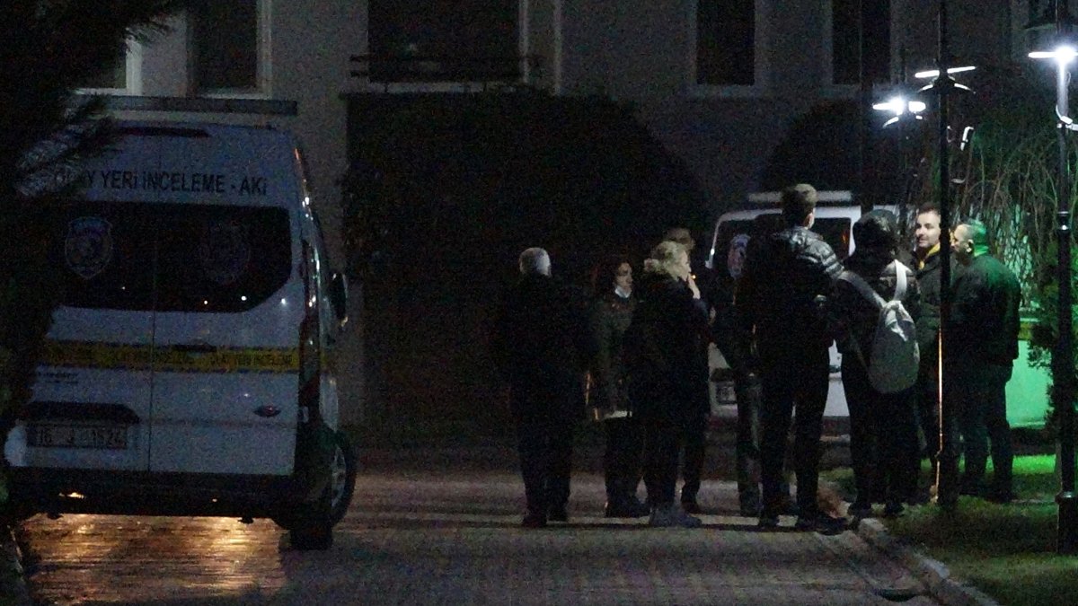 Kadın polis, meslektaş eşinin tabancasıyla yaşamına son verdi