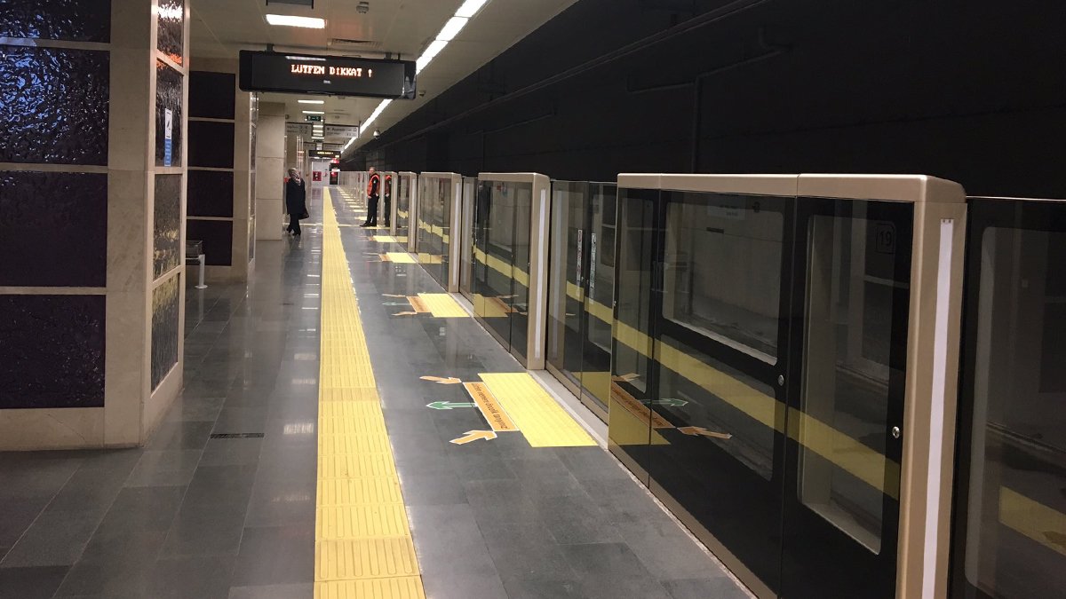 Üsküdar-Çekmeköy metrosunda arıza