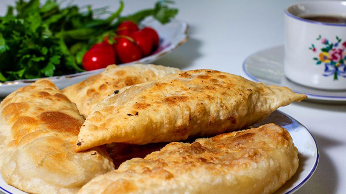 Çiğ Börek Tarifi Resmen Çığır Atladı! Komşularınız Kokusuna Dayanamayıp Zilinize Basacak