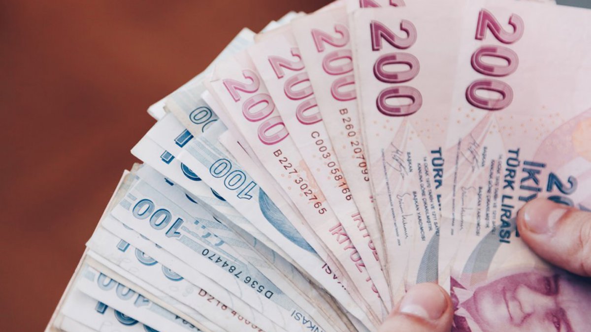 AK Parti'den asgari ücrete zam sinyali