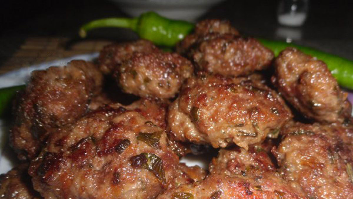 Anne Köftesi Hiç Bu Kadar Lezzetli Olmadı! İşte Meşhur Anne Köftesi Tarifi