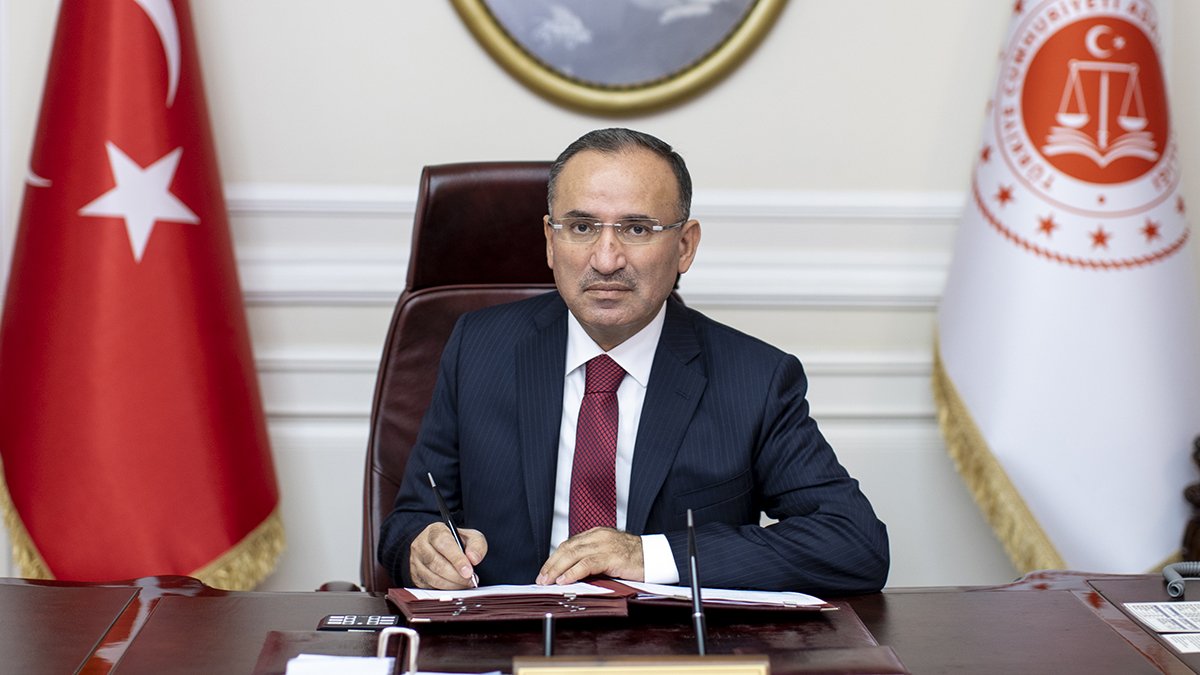 Bozdağ: Gülen iade edilirse ABD ile ilişkiler ivme kazanabilir