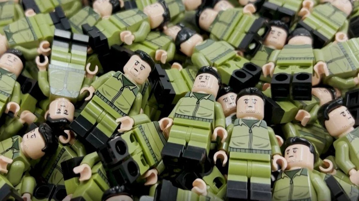 Zelenskiy'nin oyuncakları yok sattı; Geliri Ukrayna'ya bağışlandı