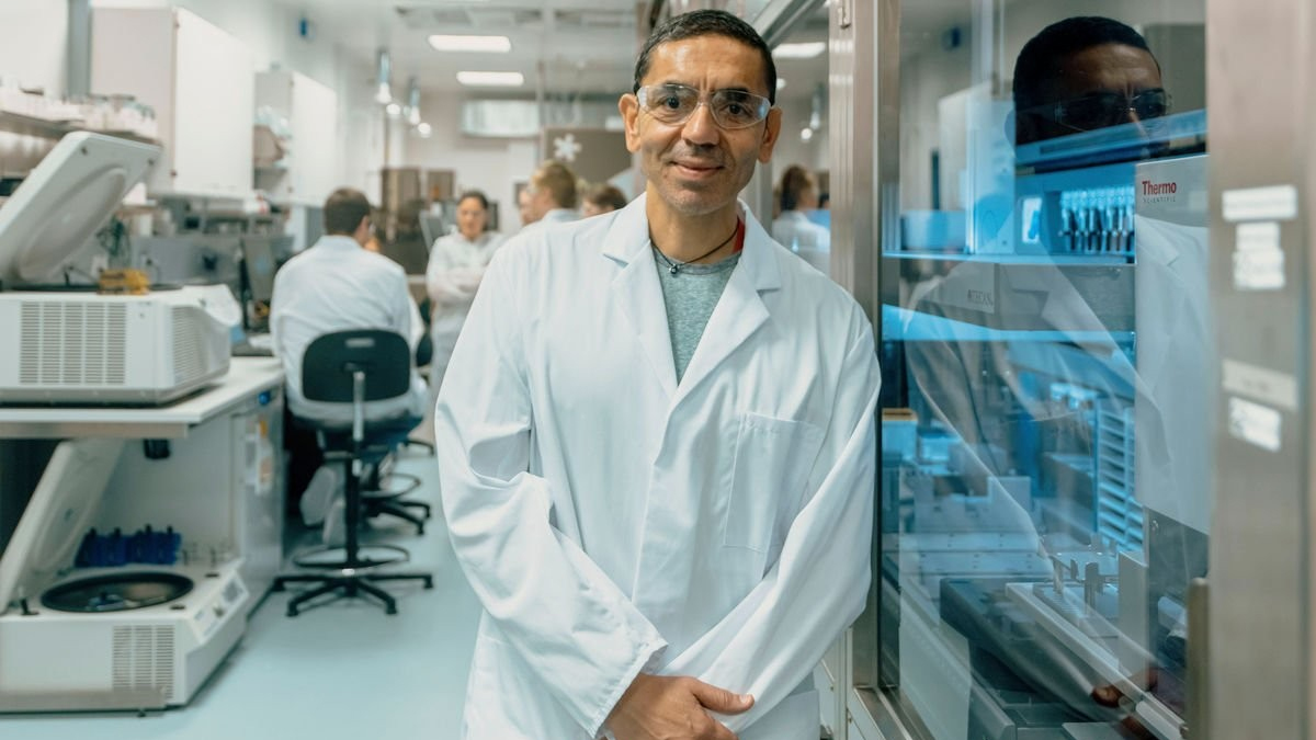 BioNTech'in CEO'su Uğur Şahin yeni çalışmalarından bahsetti: Çok karmaşık bir görev